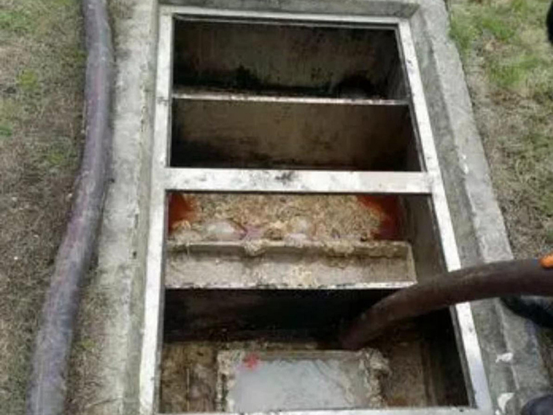 城中隔油池清理